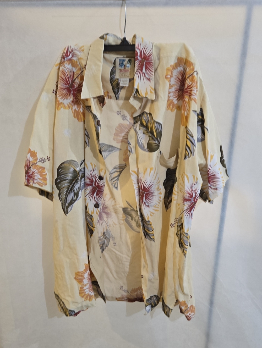 John Severson Kahala Hawaiian Floral Short-Sleeve Shirt - Cream